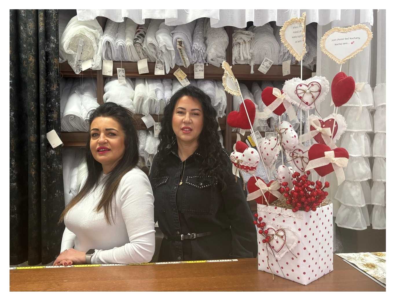 Zdjęcie pracowników sklepu Dekor-Mix